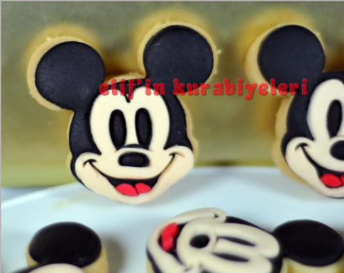 Mickey Mouse Cookie
